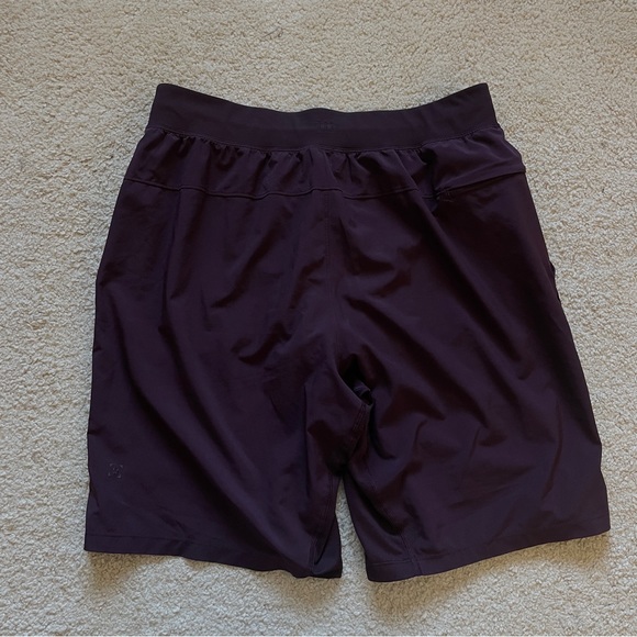 Lululemon T.H.E. Short 9” black cherry size M - Picture 8 of 10